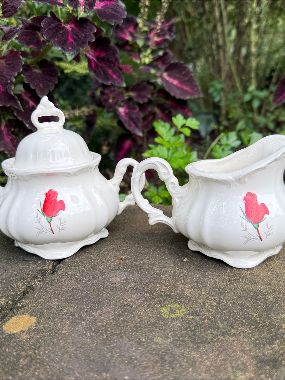 VTG Creamer & Covered Sugar Bowl Set Fluted Ivory Red Rose MINT GrannyCore MCM
